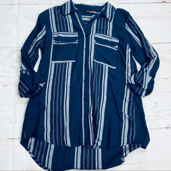 Blu Pepper Bethel Navy Blue striped tab sleeve button up blouse top NWT Womens S - Picture 1 of 5